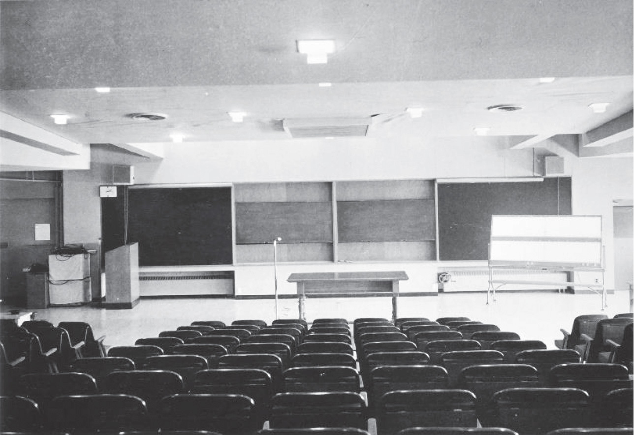 駿河台病院講堂（会議室）